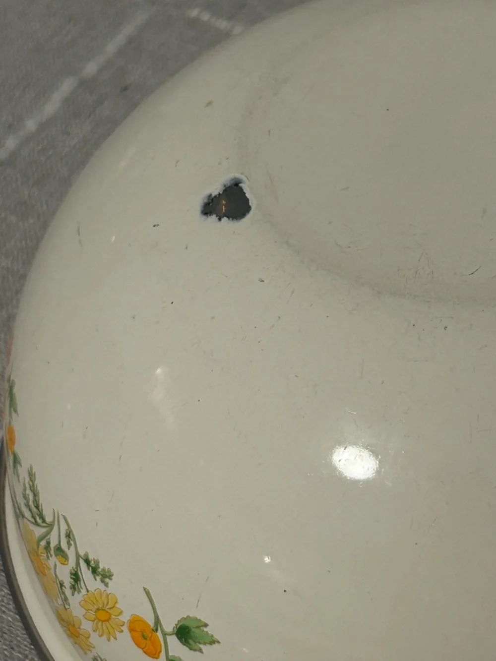 Vintage Kobe Kitchen Floral Enameled Mixing Bowl Marigolds Poppies Daisies 8.5”